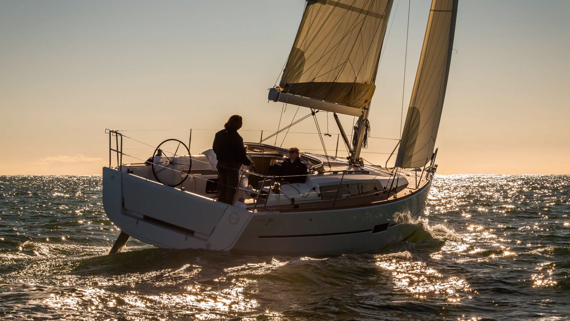 Dufour Yachts 310 picture